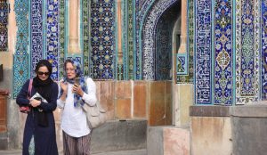 Women Traveler to Iran | Money and Costs: Which Budget to Travel in Iran?