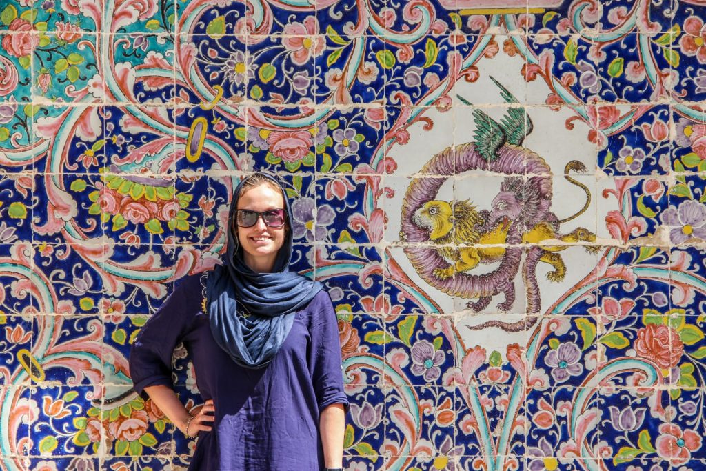 solo woman traveling to Iran