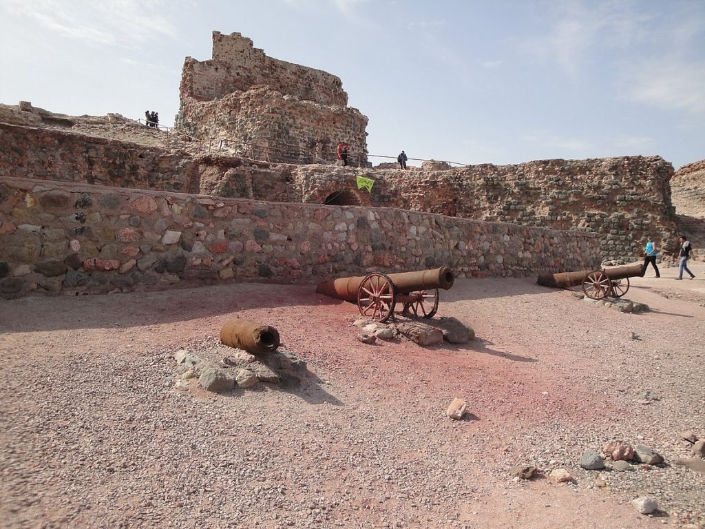 Get off the beaten path and discover Iran like you’ve never seen it with these 10 things you must see and do in Qeshm and Hormuz.