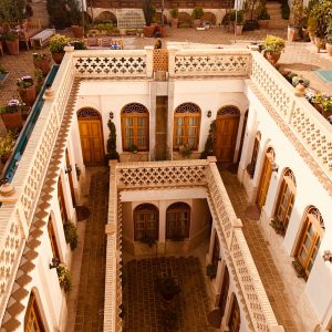 Ghasr Monshi hotel Isfahan