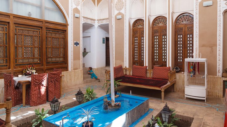 Labe e khandagh Hotel, Yazd