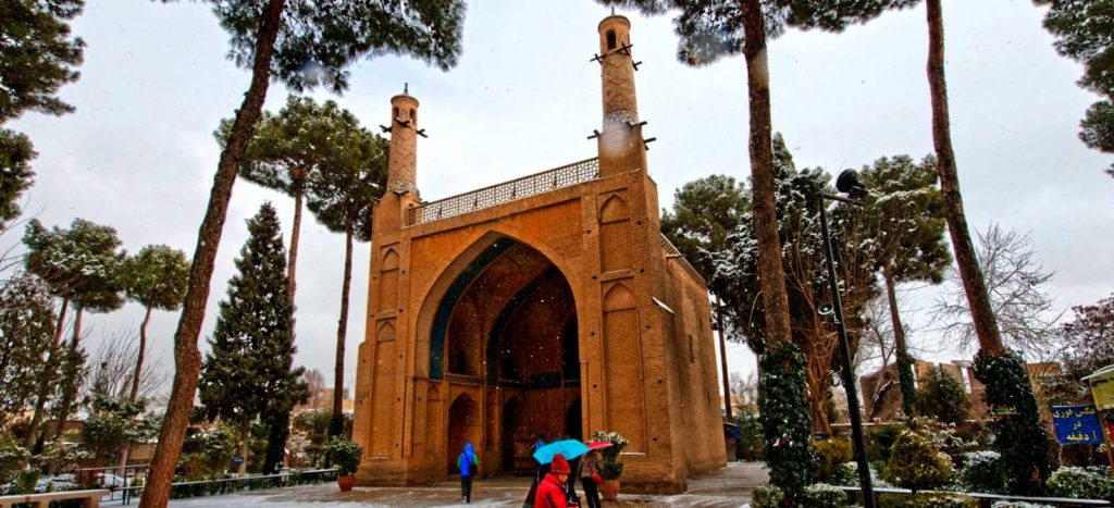 Menar jonban, Isfahan