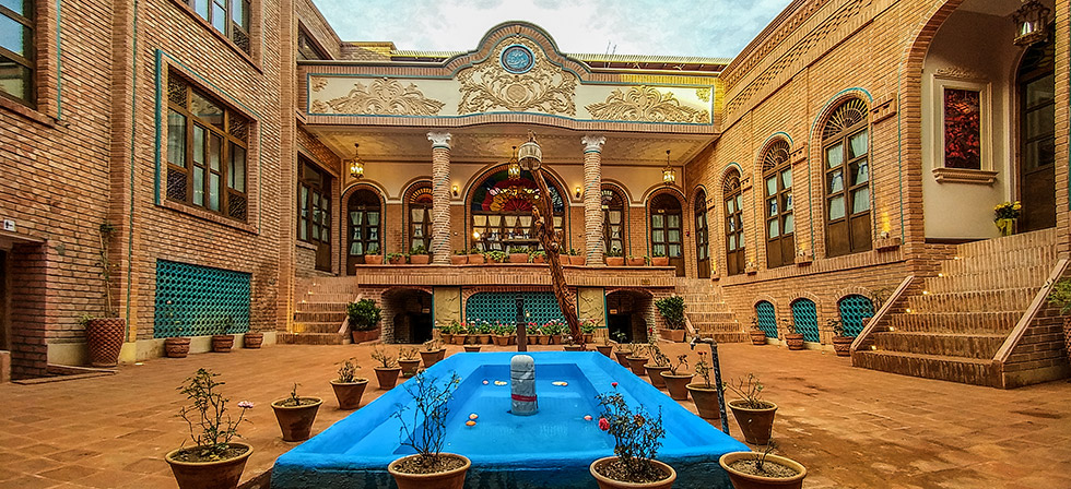 Tehran traditional house, Arian hostel, Tehran