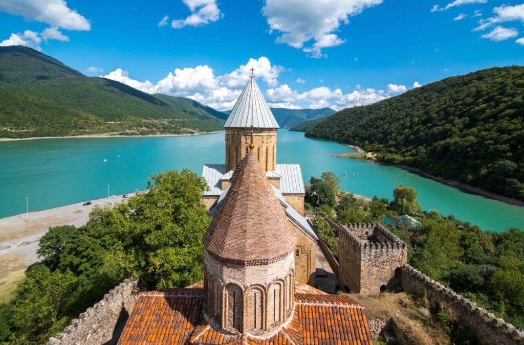 Ananuri castle's towers