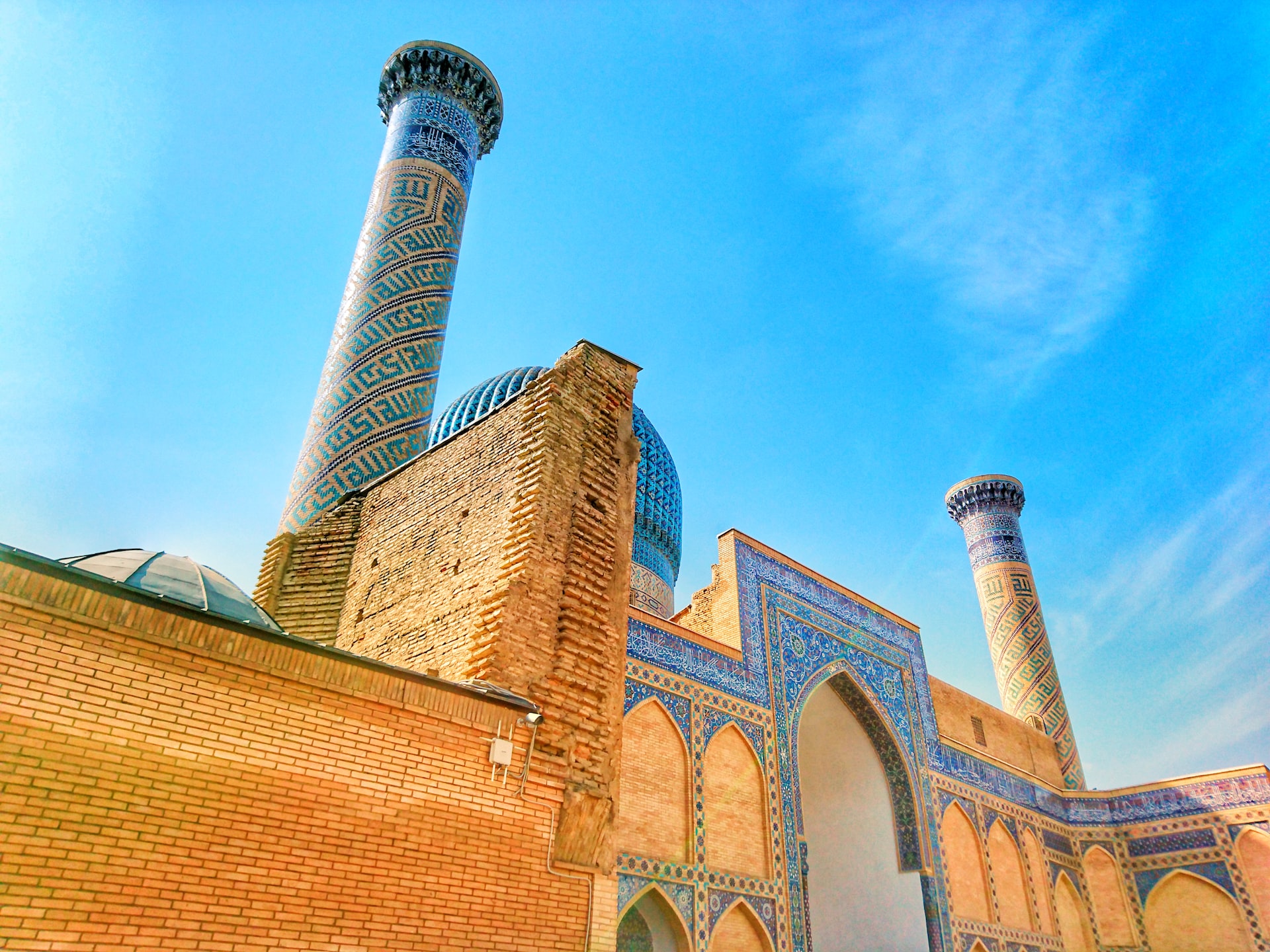Travel Through the History of Silk Road (Uzbekistan, Tajikistan)